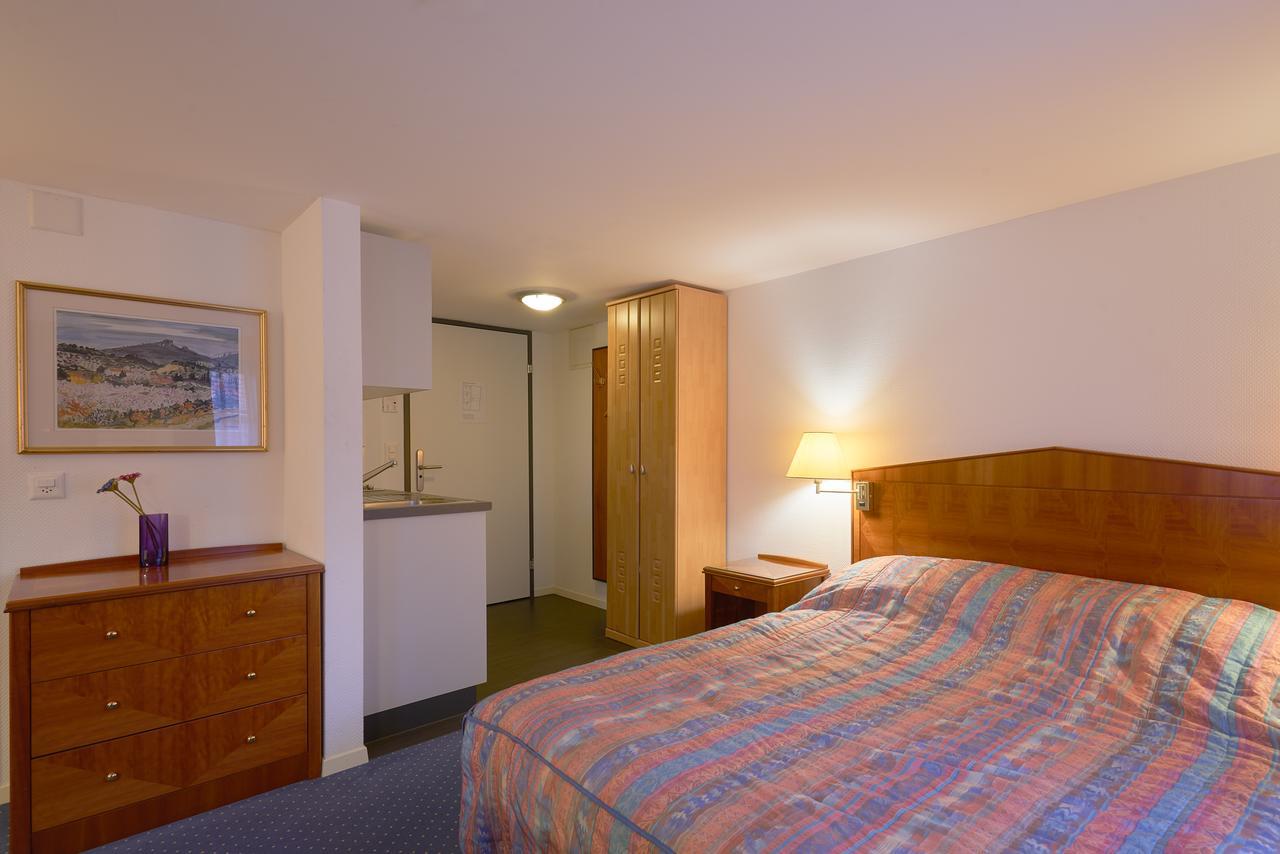 Aparthotel Hine Adon Фрібур Екстер'єр фото